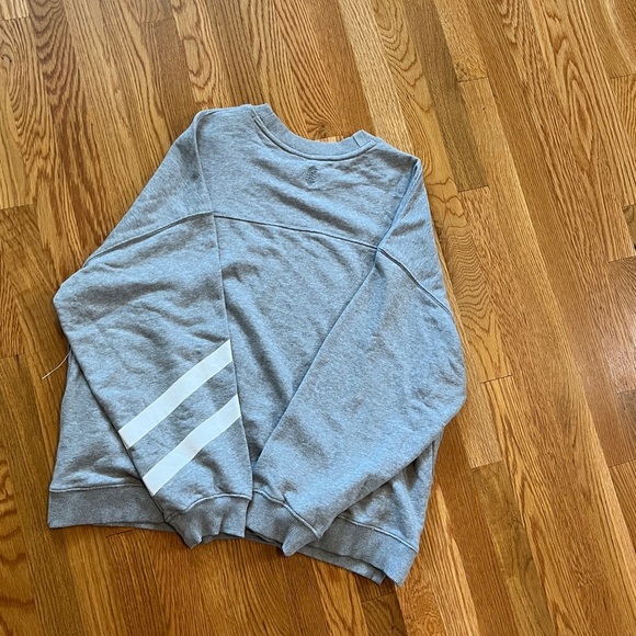 Free People Movement All Star Logo Pullover Sweatshirt Size M NEW - Picture 15 of 15